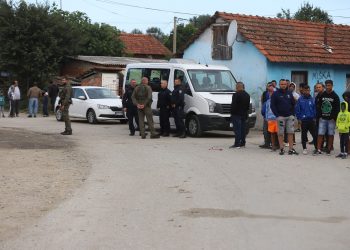 Policajcu u romskom naselju nanijeli teške ozlijede glave: Obavljali posao, a rulja galamila