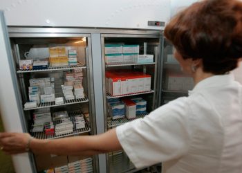 Poslodavci upozoravaju državu na ogroman dug, ugrožene plaće za više od 3.500 zaposlenih