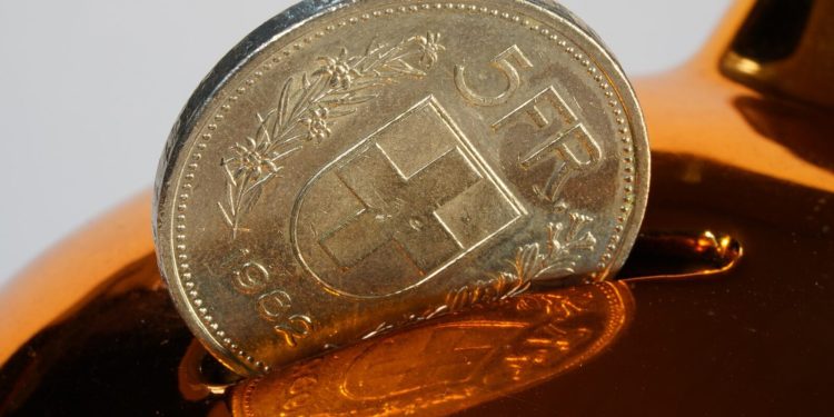 Poznata banka ponovo snizila kamatne stope