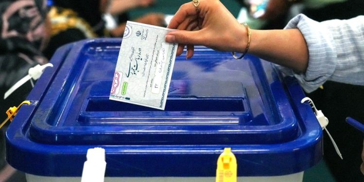 Predsjednički izbori u Iranu kreću u drugi krug — RT World News