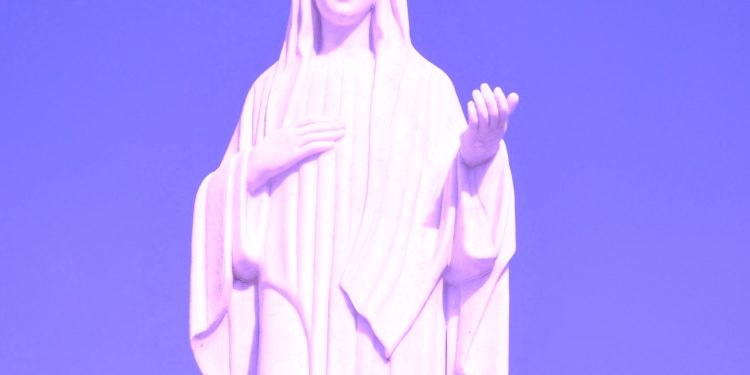 Prije 43 godine djeca u Međugorju prvi su put vidjeli Gospu: ‘Odjednom je bljesnulo svjetlo’