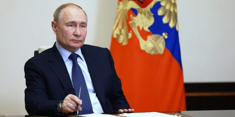 Putin otvoren za nastavak proizvodnje i raspoređivanja projektila srednjeg dometa — RT Rusija i bivši Sovjetski Savez