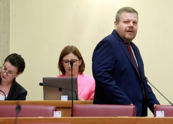 Račanov sin u imovinskoj kartici naveo da je ‘bogat kao Krez’: ‘Ne razumijem koliko imam dionica’