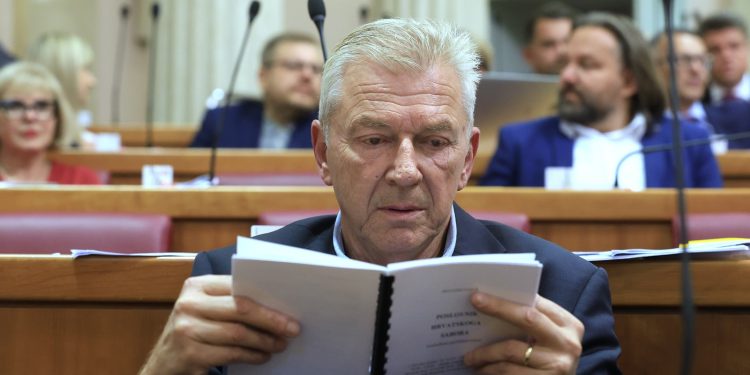 STVAR JE VRLO OZBILJNA Ostojić od SOA-e zatražio izvještaj o hakerskim napadima | NACIONAL.HR