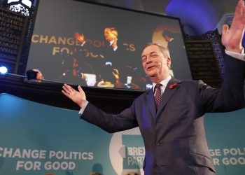 Rat Johnsona i Faragea koji je rekao da je proširenje EU-a i NATO-a ‘isprovociralo’ Putina na invaziju