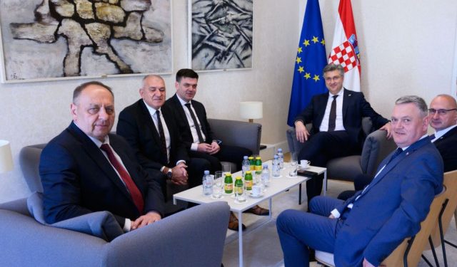 SASTANAK U ZAGREBU Plenković konačno primio oporbu, zbog izbora u RH naravno