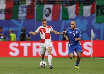 SVI BRUJE O ‘OSMICI’ Pongračić i Stanišić: Gdje je to vidio? Možda je sudio jučerašnju utakmicu | NACIONAL.HR