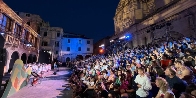 Šibenska djeco, cijenite što imate i ne skidajte osmijeh s lica