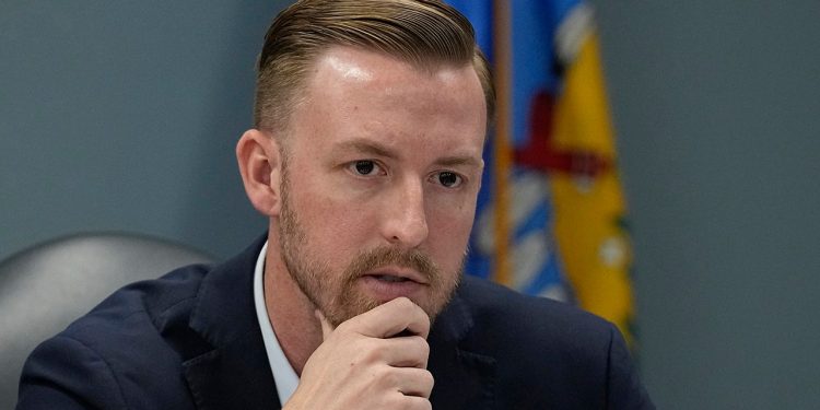 Škole u Oklahomi sada moraju predavati Bibliju, Deset zapovijedi
