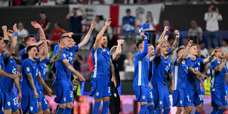 Sportske novosti – Bivši nogometaš Dinama: ‘Mislili su nekad da smo skijaši, a sada Beograd gleda kako igramo nogomet’