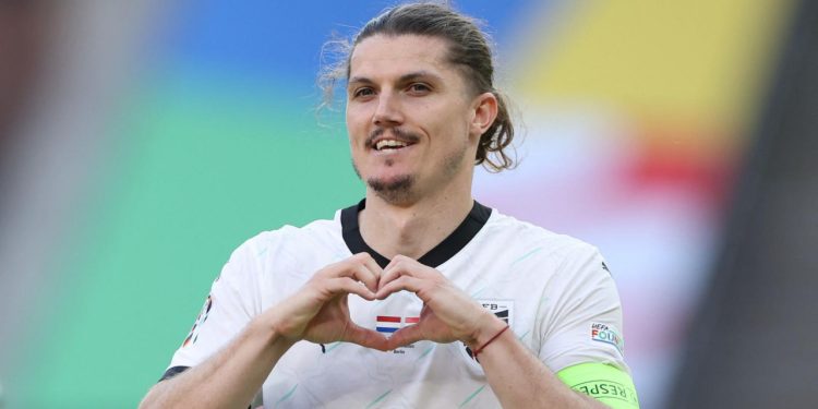 Sportske novosti – Briljirao je u ulozi povučenog napadača i svojim pogotkom stavio ‘točku na i’: ‘Ne može bolje od toga’