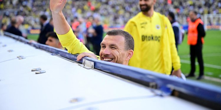 Sportske novosti – Hajdukovac zapalio društvene mreže objavom fotografije s Džekom: Jesu li razgovarali o transferu?