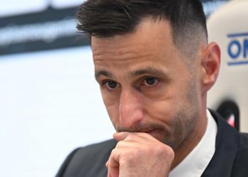 Sportske novosti – Hajduku stižu brojna pojačanja, a Kalinić već zna koji bi igrač mogao raditi ozbiljnu razliku? Ima i otpisanih