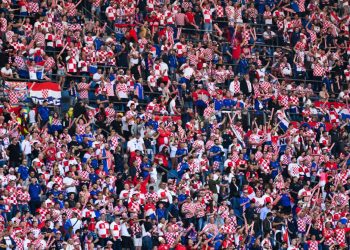 Sportske novosti – Hrvatski nogometaši nisu ostvarili željeni rezultat, ali su zato navijači apsolutni pobjednici Eura