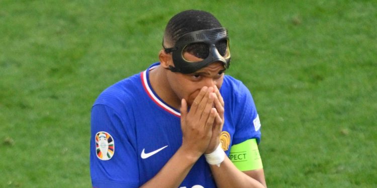 Sportske novosti – Mbappé i suigrač u jeku Eura pokušavaju spasiti zemlju od ekstremista: ‘Moramo se boriti da ne uspiju’