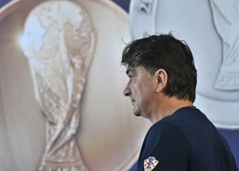 Sportske novosti – Nervoznom Daliću na presici zasmetala banalna sitnica: ‘Prestanite, sjednite i slikajte’