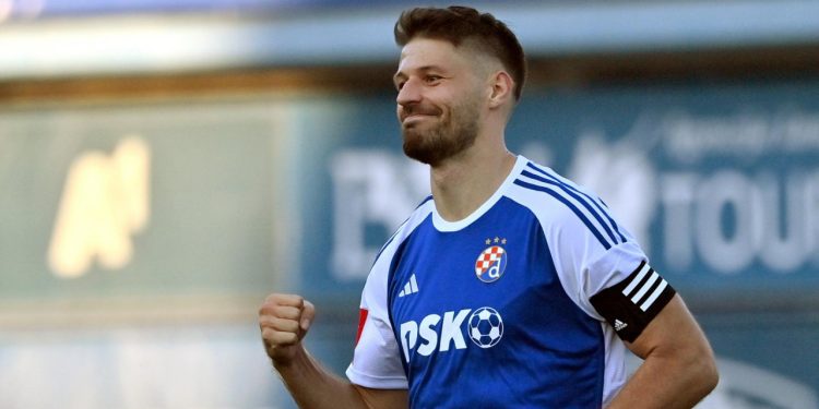 Sportske novosti – Petković poskupio unatoč promašenom penalu. Tko ga želi kupiti, ima manje od mjesec dana