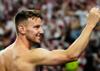 Sportske novosti – Rakitić dobio pitanje hoće li potpisati za Hajduk. Evo što je odgovorio