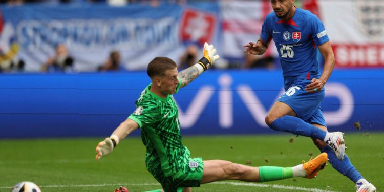 Sportske novosti – UŽIVO/VIDEO: Englezi slavili gol, VAR soba ih smirila, a onda zamalo doživjeli novi šok