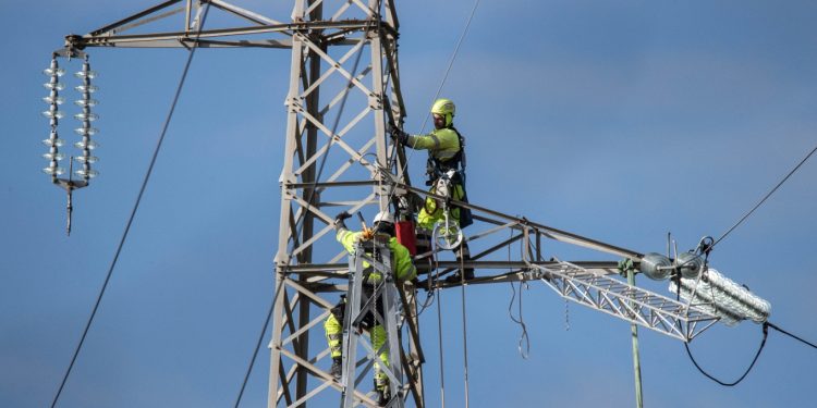 Srpski stručnjak vjeruje da se uzrok nestanka struje na Balkanu nalazi u Hrvatskoj: ‘Divlja gradnja’