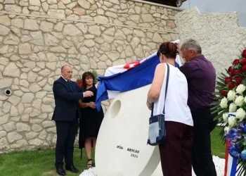 U Mihovljanu Spomen-ploča za poginule hrvatske branitelje