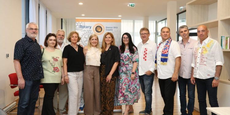 “U službi humanosti”: Rotary klub Solin pridružio se akciji za pomoć mladima od 18 do 26 godina