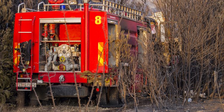 Vatrogasci spašavali tri osobe, pronašli ih na teško pristupačnom terenu: “Jedna je imala ozlijeđenu nogu”