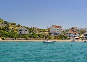 Veliki su problemi s infrastrukturom zbog nagle apartmanizacije obale