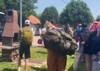 Vlak za Split se pokvario u podne, putnici satima na zvizdanu čekali bus