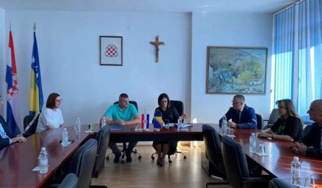 ZHŽ Djelatnicima osnovnih škola veće plaće za sedam posto