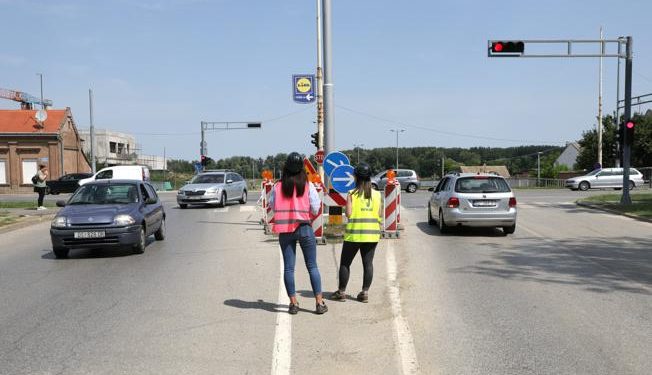 Za par sati zatvara se raskrižje Strossmayerove i Kanižlićeve