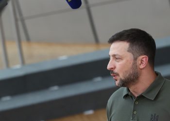 Zelenski iznosi model za razgovore s Rusijom — RT Rusija i bivši Sovjetski Savez