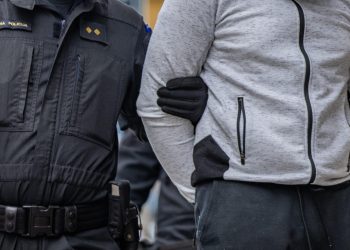 Policija uhvatila lopova (33) koji je još prošle godine “peškao” po drogerijama na Poluotoku