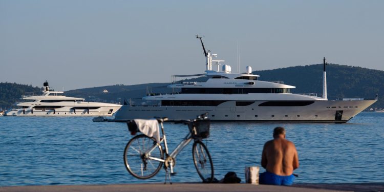 Slobodna Dalmacija – Javio nam se Sarajlija koji je proveo par dana u Splitu i našao se u nezgodnoj situaciji: ‘Budimo dobri ljudi!‘