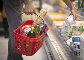 Slobodna Dalmacija – Briga trgovce za Splićane, sad su im najbitniji turisti: evo gdje sve danas možete u spizu, pripazite na šoping-centre