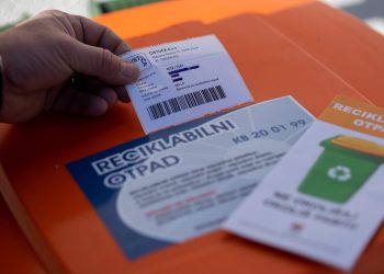 Zbog velikog broja djelatnika na bolovanju, Čistoća ima problema s odvozom otpada: “Morat ćemo zapošljavati radnike iz drugih država”