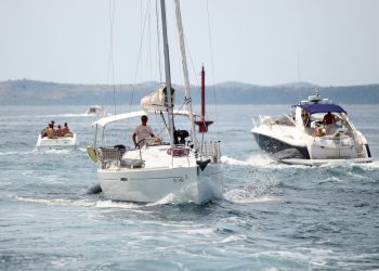 Zadarska Pomorska policija sankcionirala 13 plovila zbog nepropisnog glisiranja: “Nautičare pozivamo da se pridržavaju propisa!”