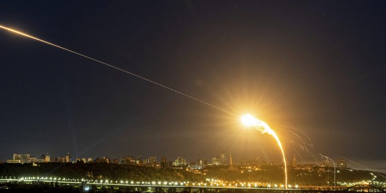 Kijev: Oborili smo 24 ruska drona diljem zemlje