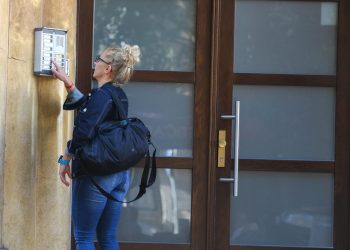 Slobodna Dalmacija – Nazire se kraj mukama zaštićenih najmoprimaca! Novi zakon rješava najveći problem; Poseban tretman za starije od 65…