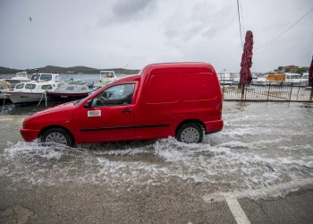 Kiša, tuča, grmljavina, a temperatura za duge rukave: Na današnji dan prije 13 godina Šibenik je pogodilo nezapamćeno nevrijeme