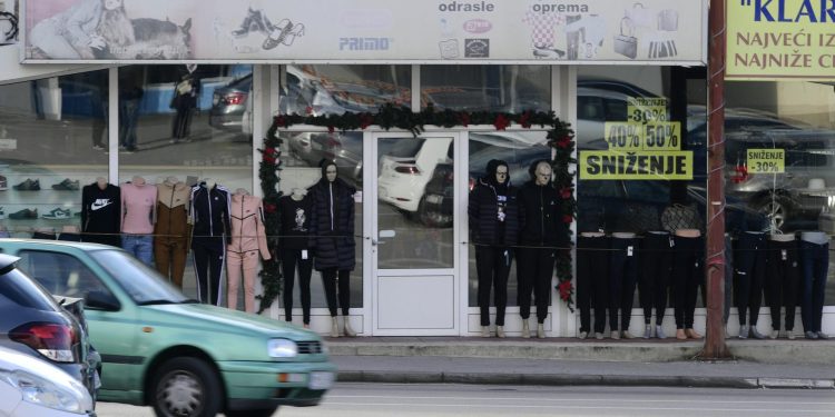 Slobodna Dalmacija – Splićani, Makarani, Imoćani opet trče u Soviće, pogledajte što najviše kupuju: ‘Najsretniji smo kad su vam praznici…’