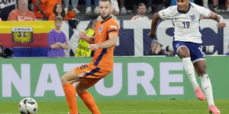 ENGLESKA U FINALU EURA Ollie Watkins golom za 2-1 u 90. minuti srušio Nizozemce | NACIONAL.HR