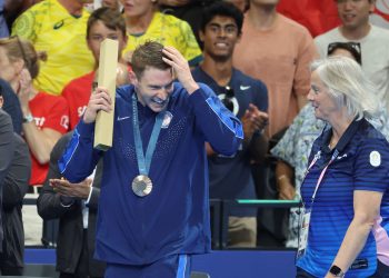 NEOČEKIVANA VIJEST Osvojio broncu na 100 m leđno pa s poruke na tribini saznao da će dobiti kćer | NACIONAL.HR