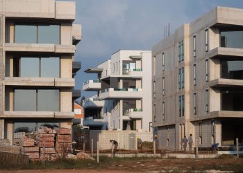 Slobodna Dalmacija – Žestoki rat susjeda u elitnom splitskom kvartu! Stanare luksuznog kompleksa uzbunila nova zgrada, evo kako će izgledati