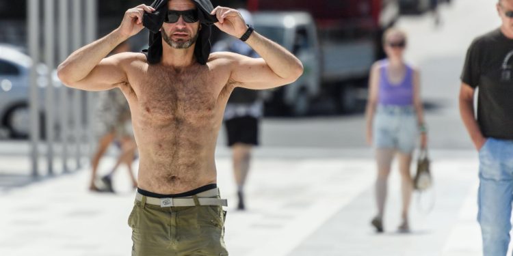 Vruće vam je, ali ima jedna stvar koja vas još više živcira… Evo vam prilike da se razračunate!