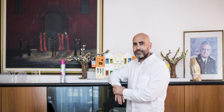 Slobodna Dalmacija – Gradu Skradinu milijun bespovratnih eura za pomoći 120 potrebitih, evo koliko će zaposlenih brinuti o njima