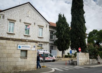 Prometna nesreća na Jadranskoj magistrali u Šibeniku, jedna osoba zatražila liječničku pomoć