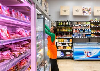 Slobodna Dalmacija – Zaboravili ste nešto kupiti? U Splitu danas radi jedan šoping centar, ali i ostali veći trgovački lanci. Donosimo popis