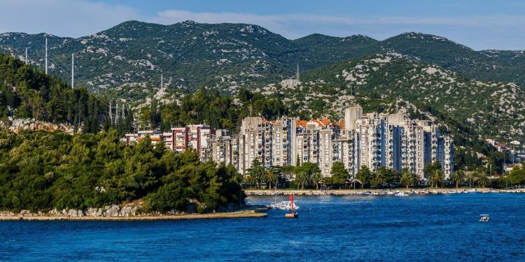 Rekordnu novčanu kaznu dobio je 22-godišnjak u Pločama, odbio se testirati na…