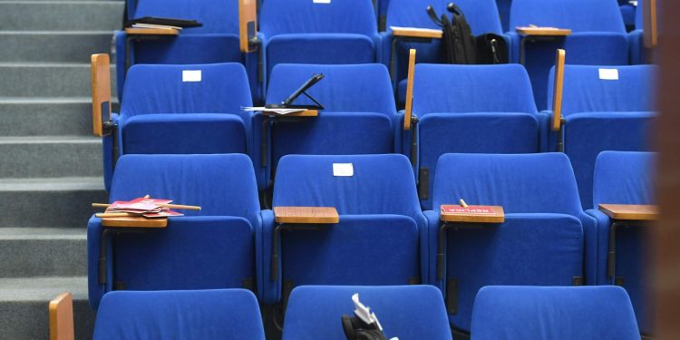 Slobodna Dalmacija – Visoki upravni sud ukinuo proračun Grada Zadra! Što sada? Ako u roku 45 dana vijeće ne donese odluku, evo što će biti…